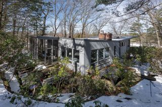 In Massachusetts, a Rare Midcentury Home Just Listed for $1.9M - Dwell